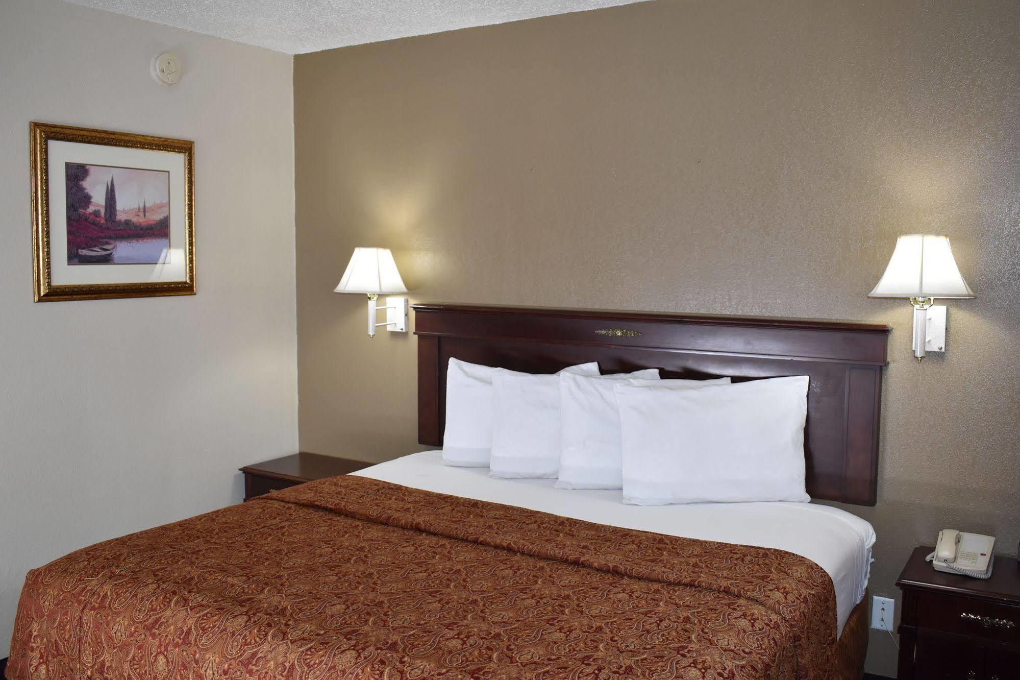Town House Inn Cape Girardeau Kültér fotó
